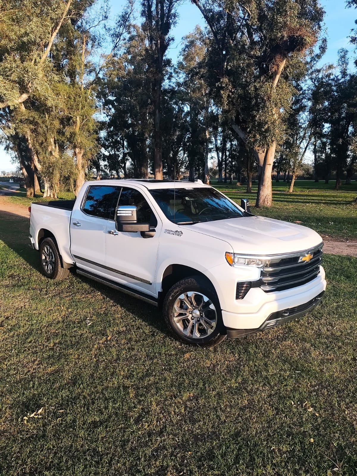 CHEVROLET - SILVERADO  - high country  4x4 - 2025